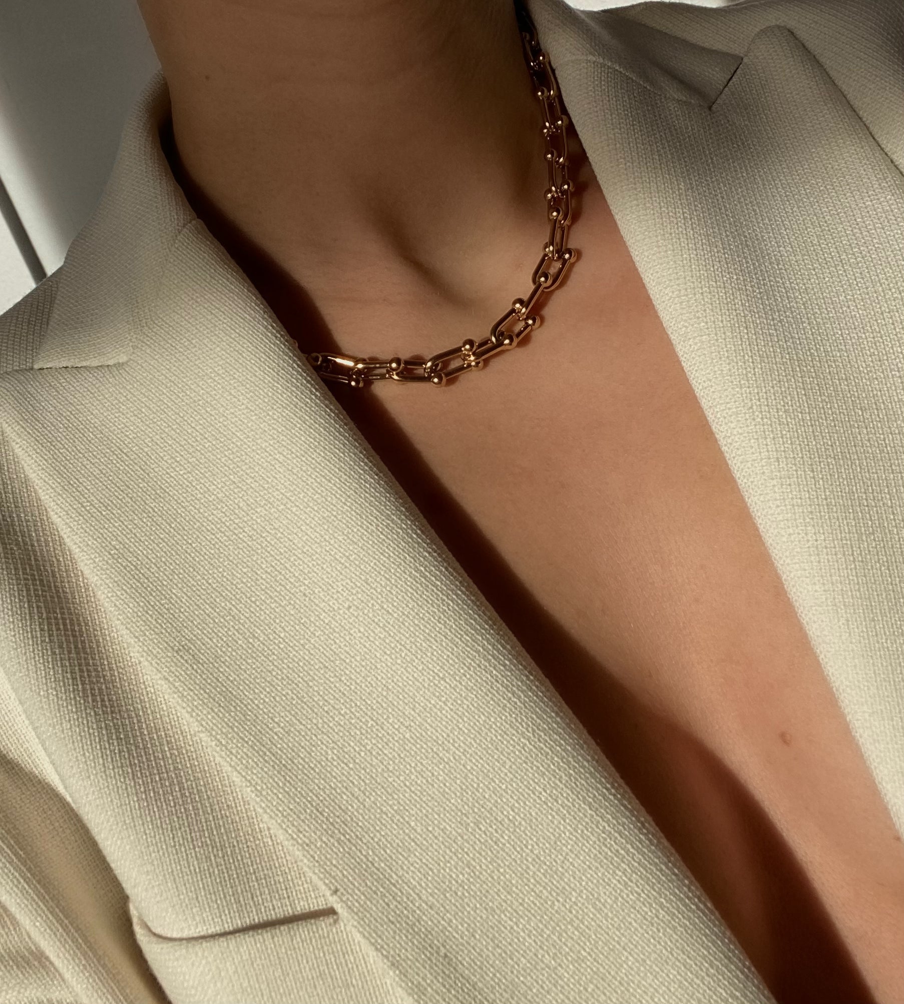 Liv Necklace | Goldfarbene Gliederkette