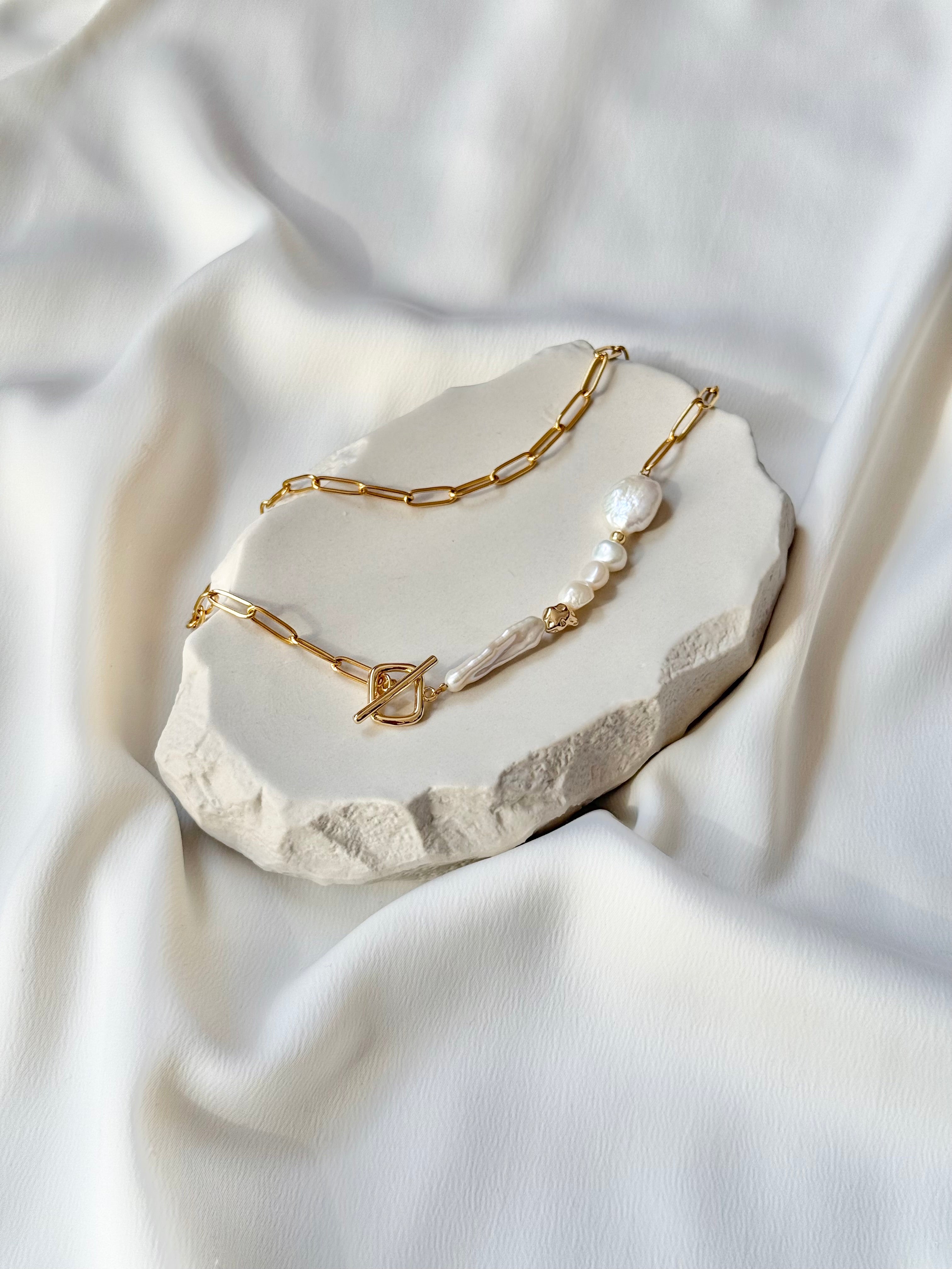 Astra Necklace