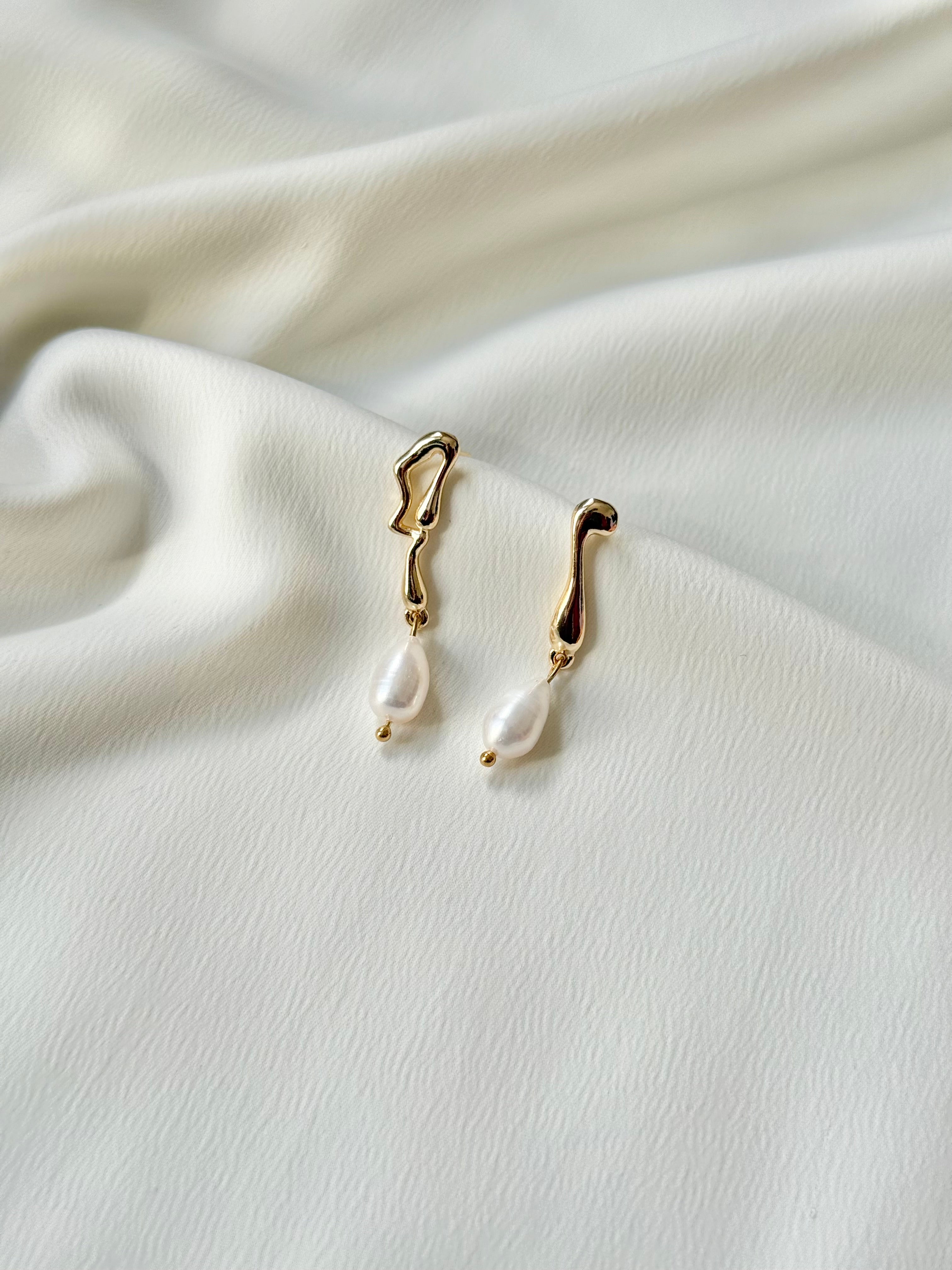 Salome Earrings