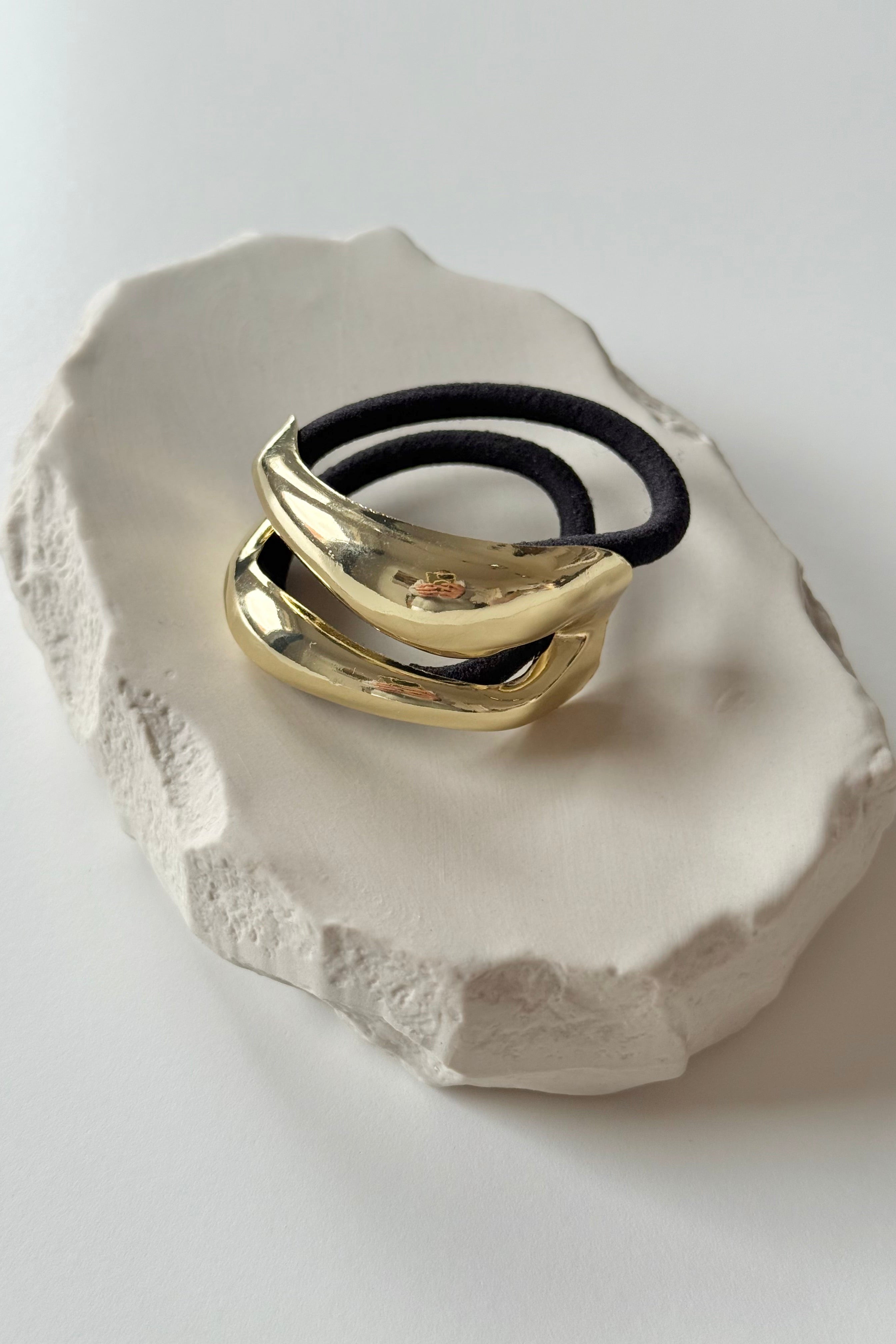 Haargummi mit Metall Gold