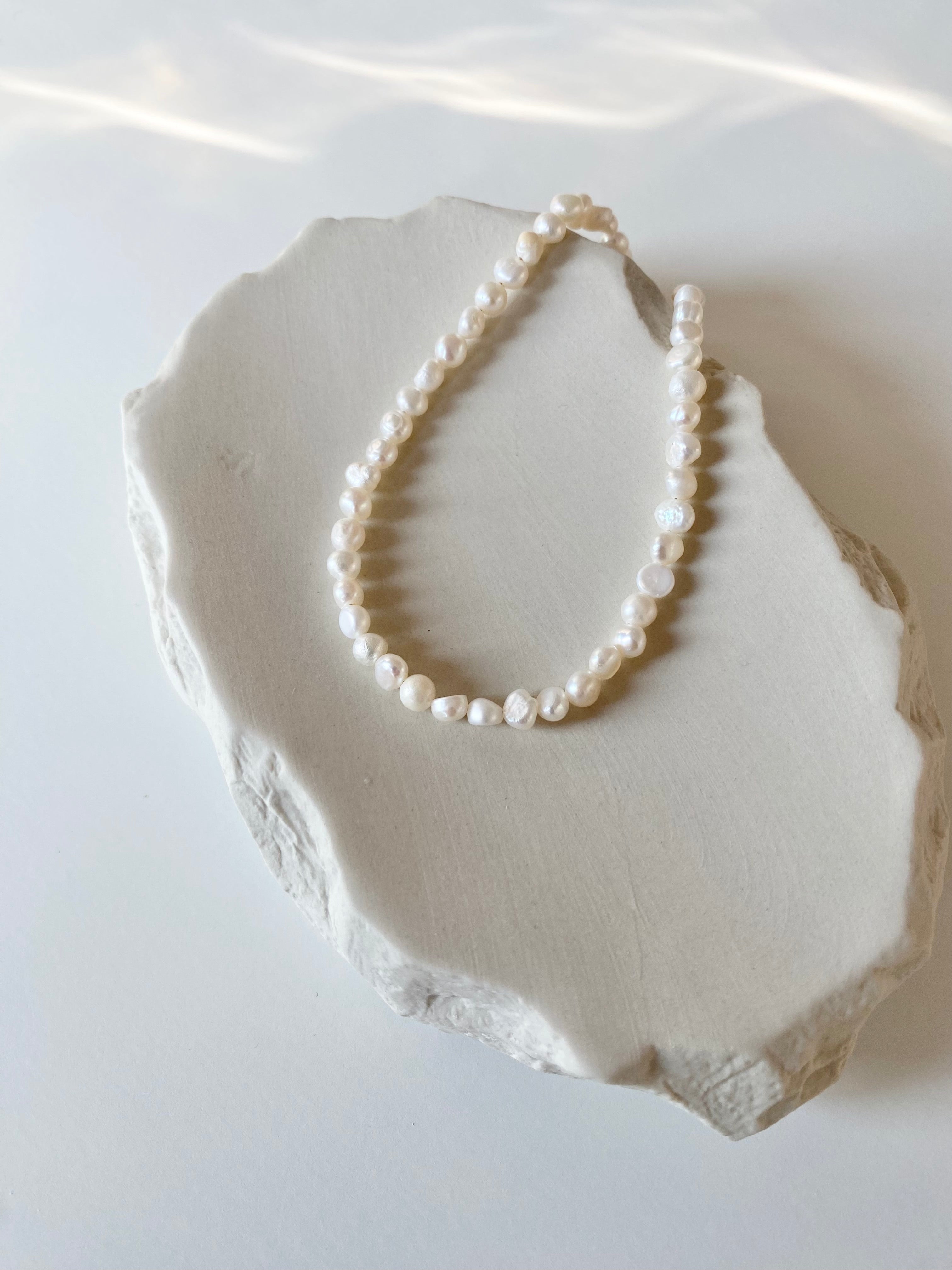 Little Pearl Choker