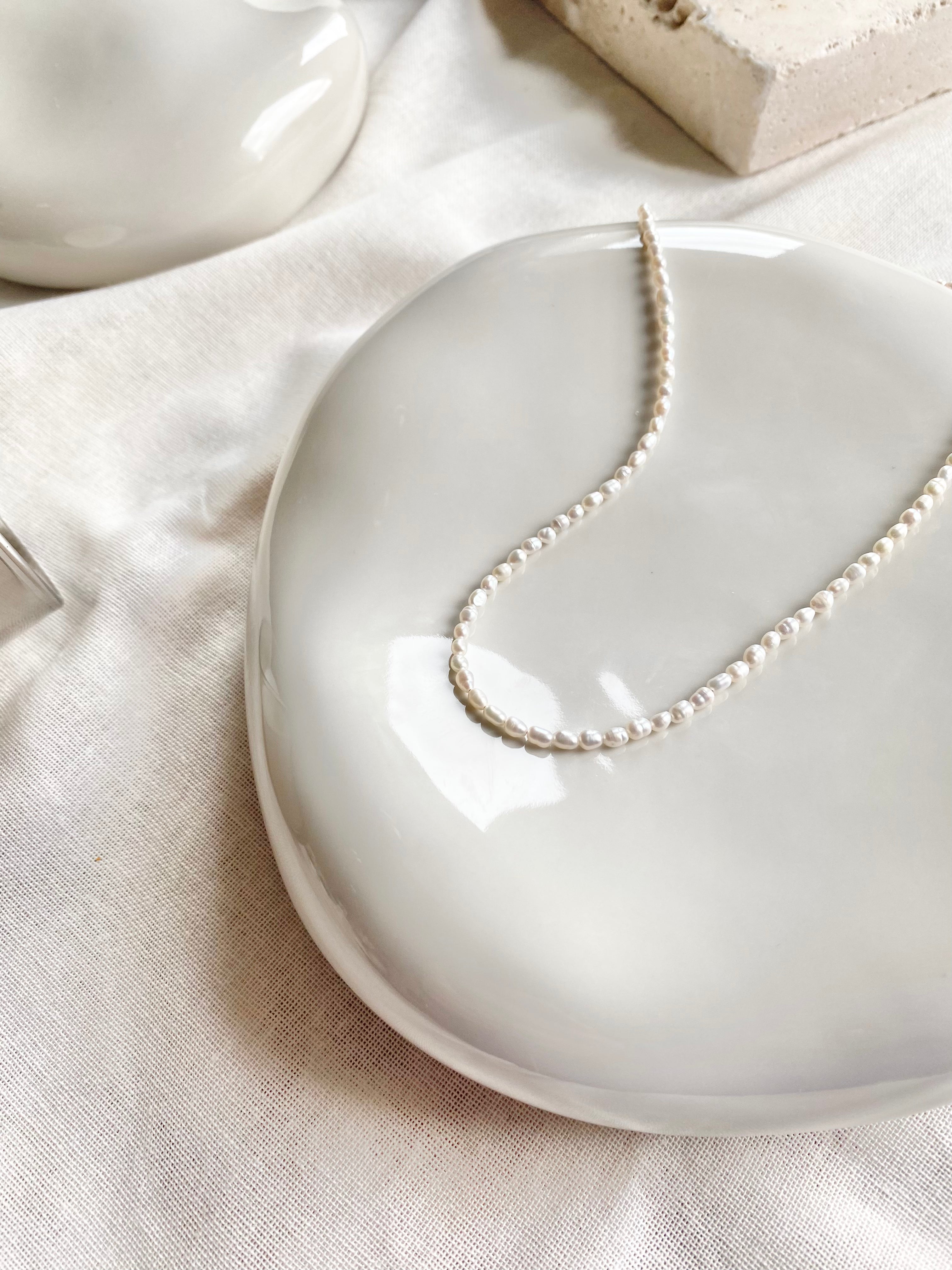 Tiny Pearl Set