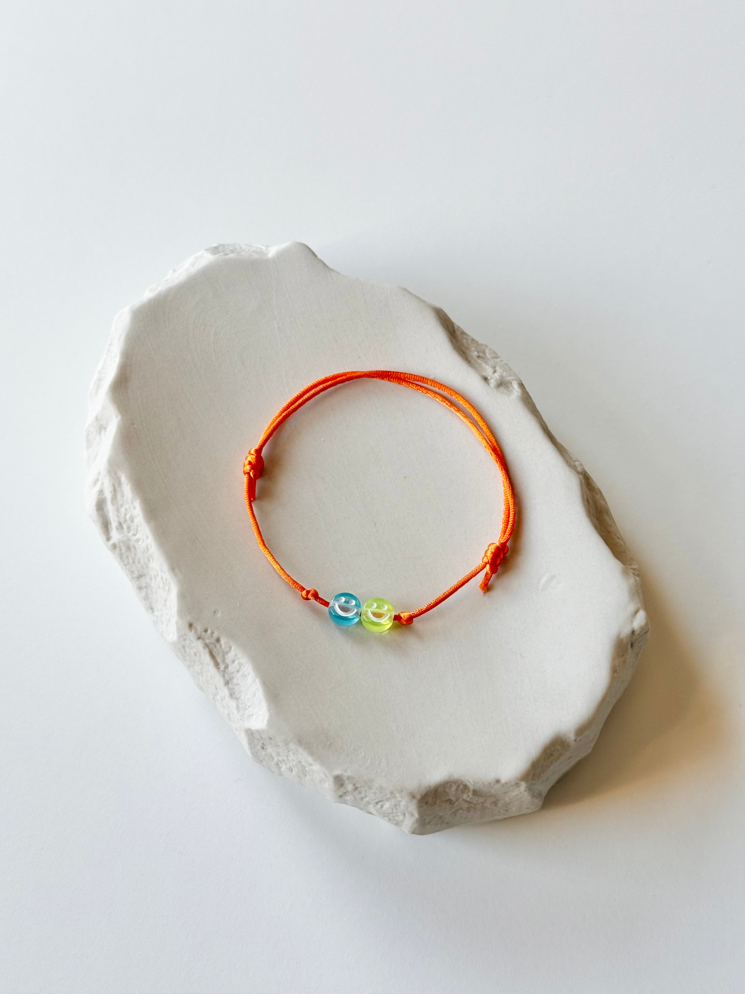The Happy Face Bracelet - personalisierbar