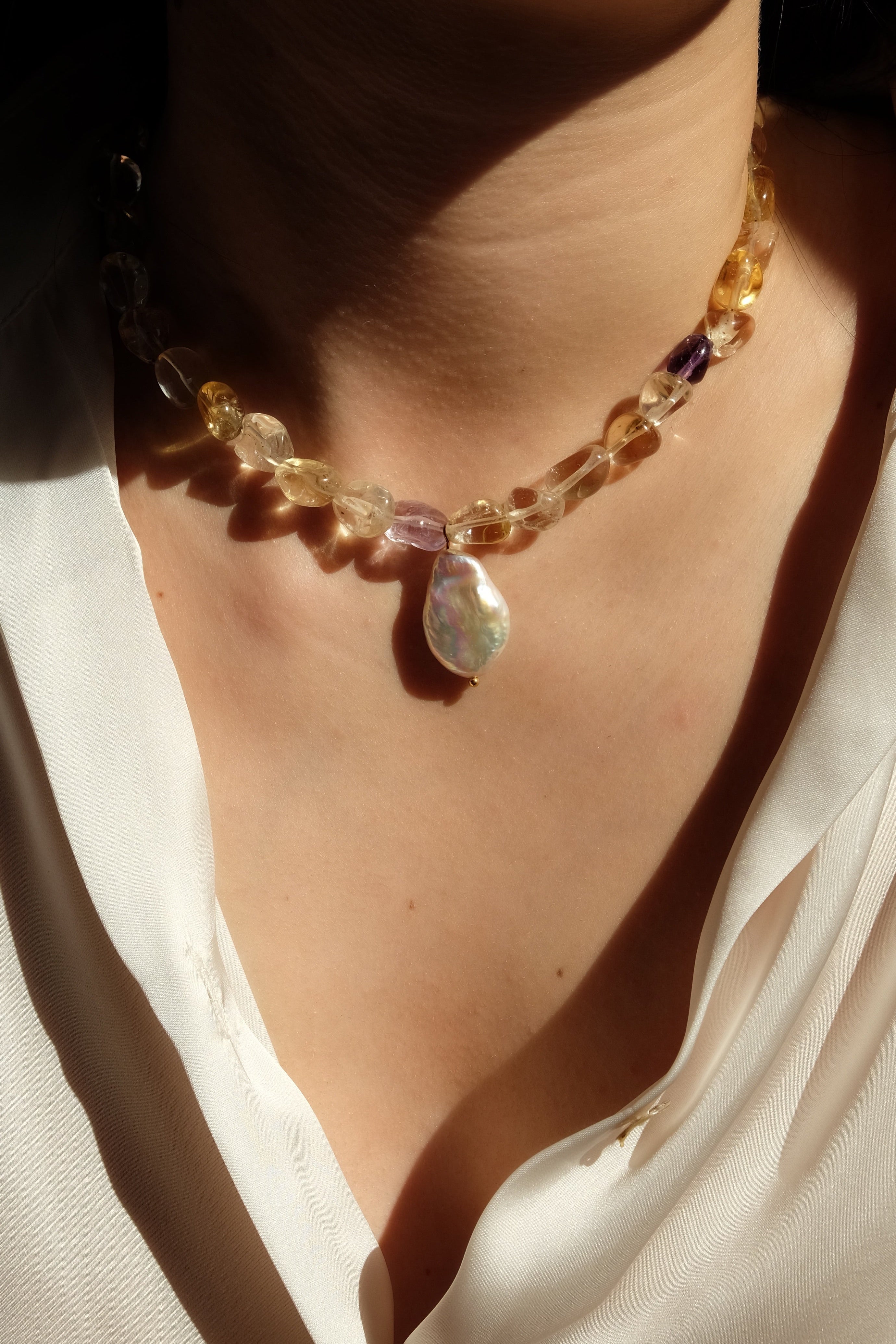 Luz Necklace