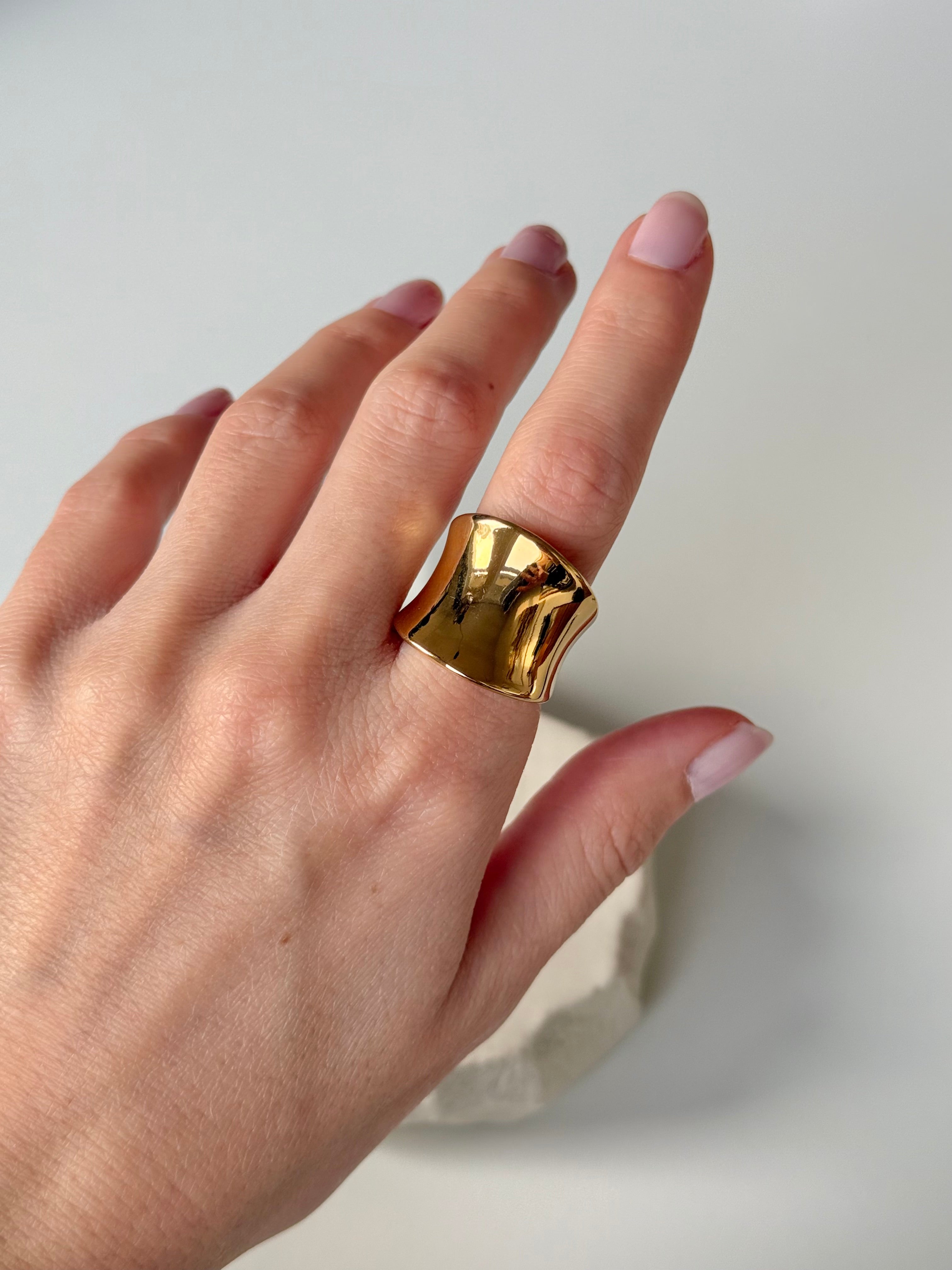 Sample Sale Statement Ring Glatt