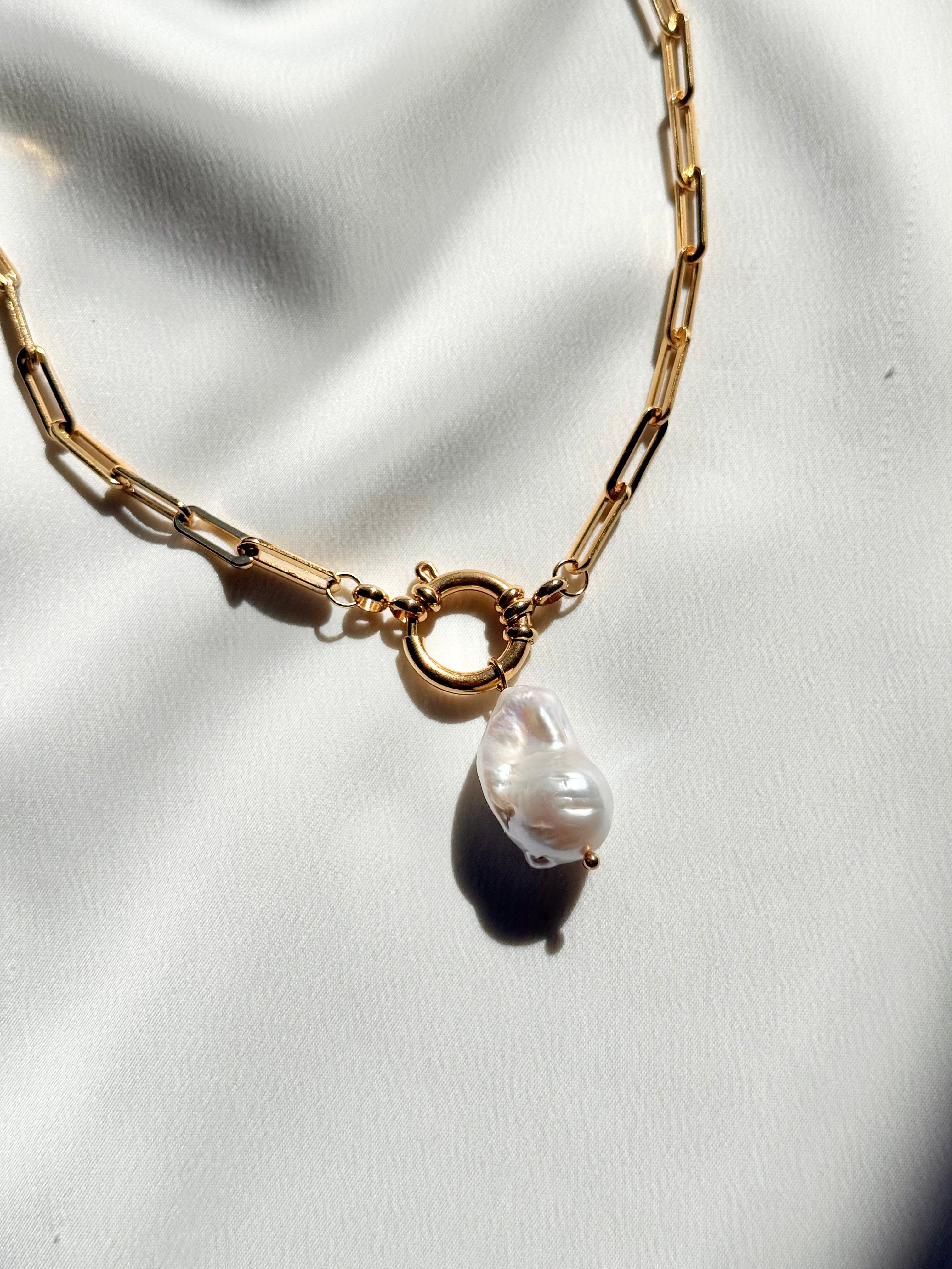 Nova Necklace