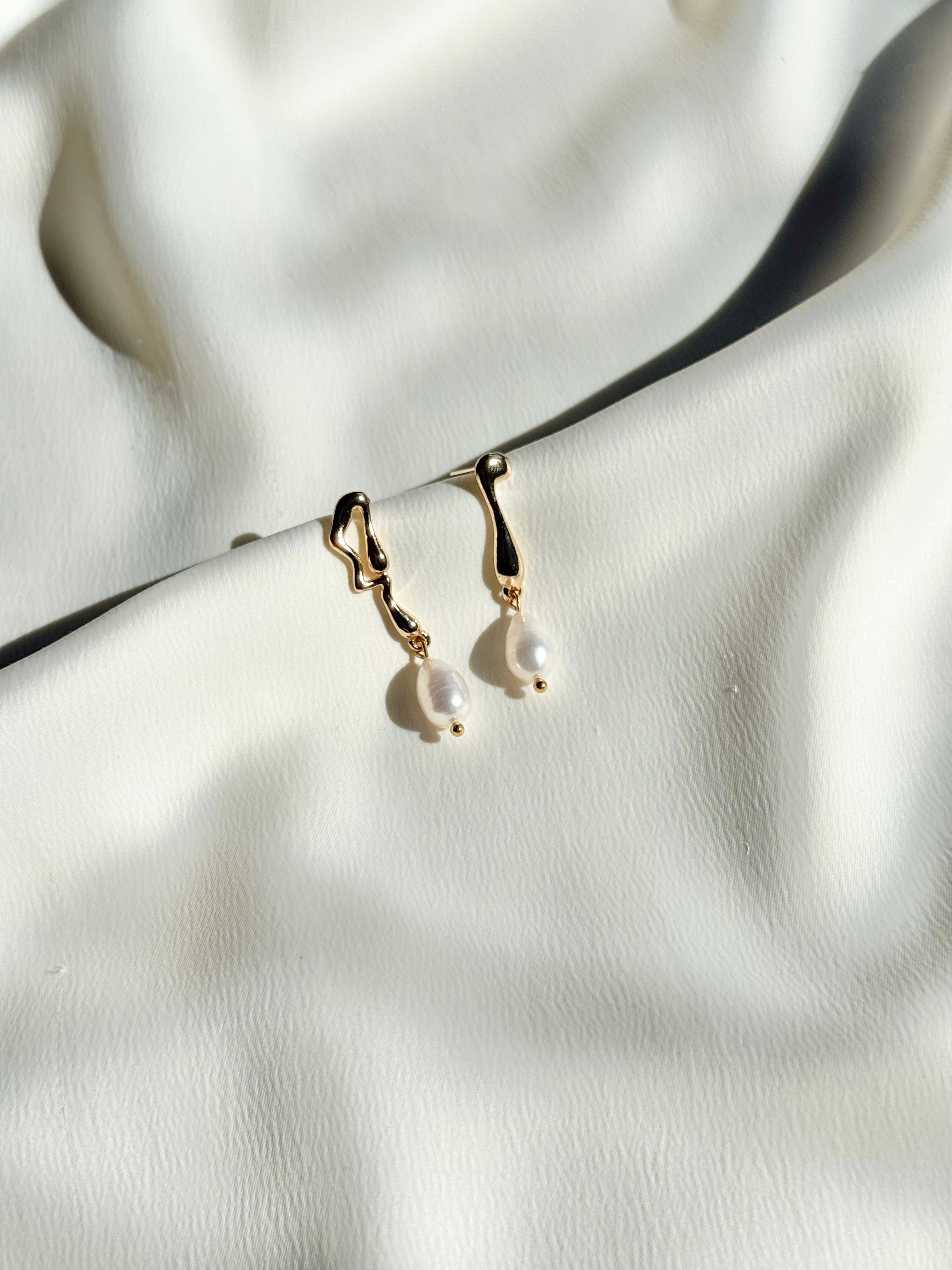 Salome Earrings