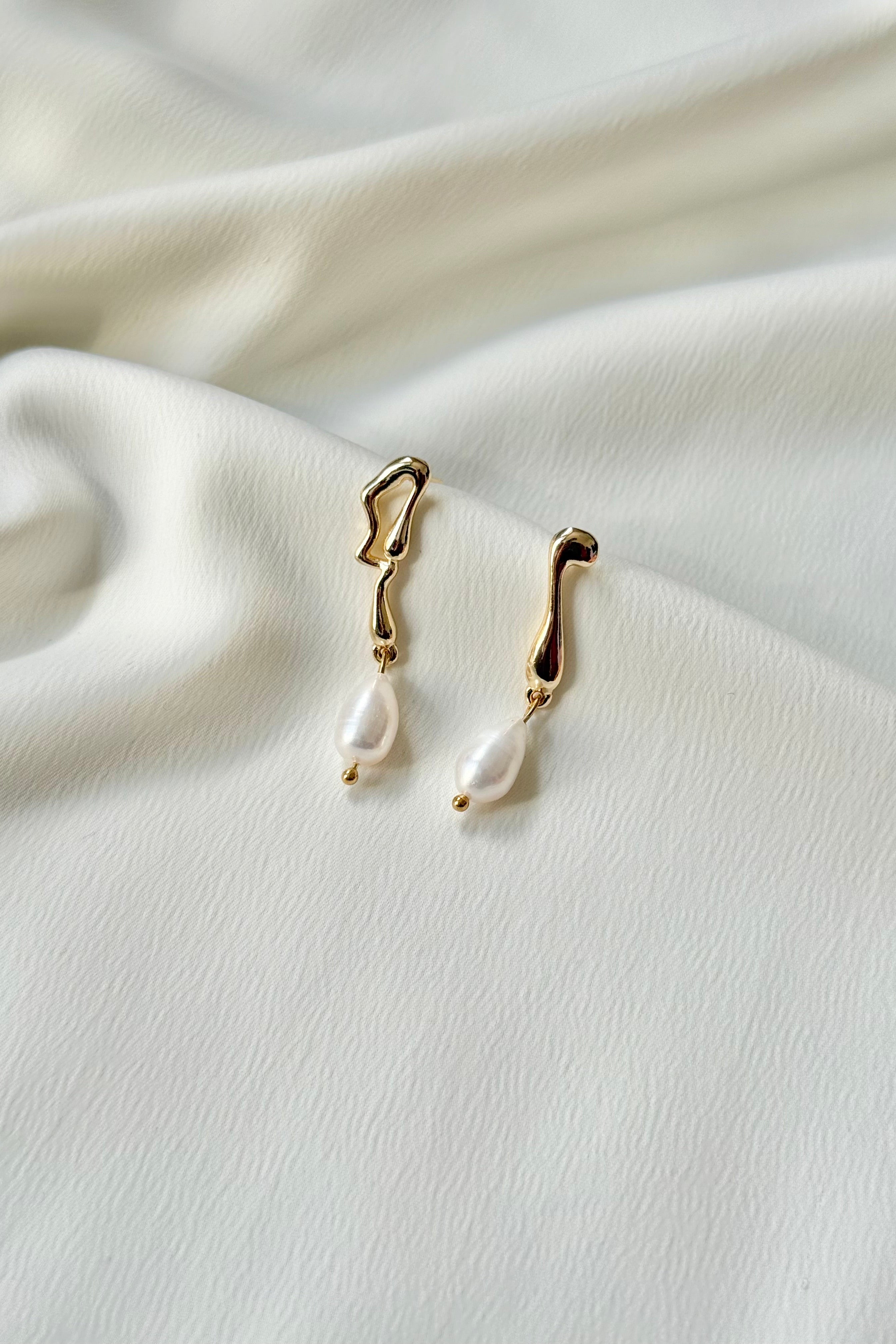 Salome Earrings