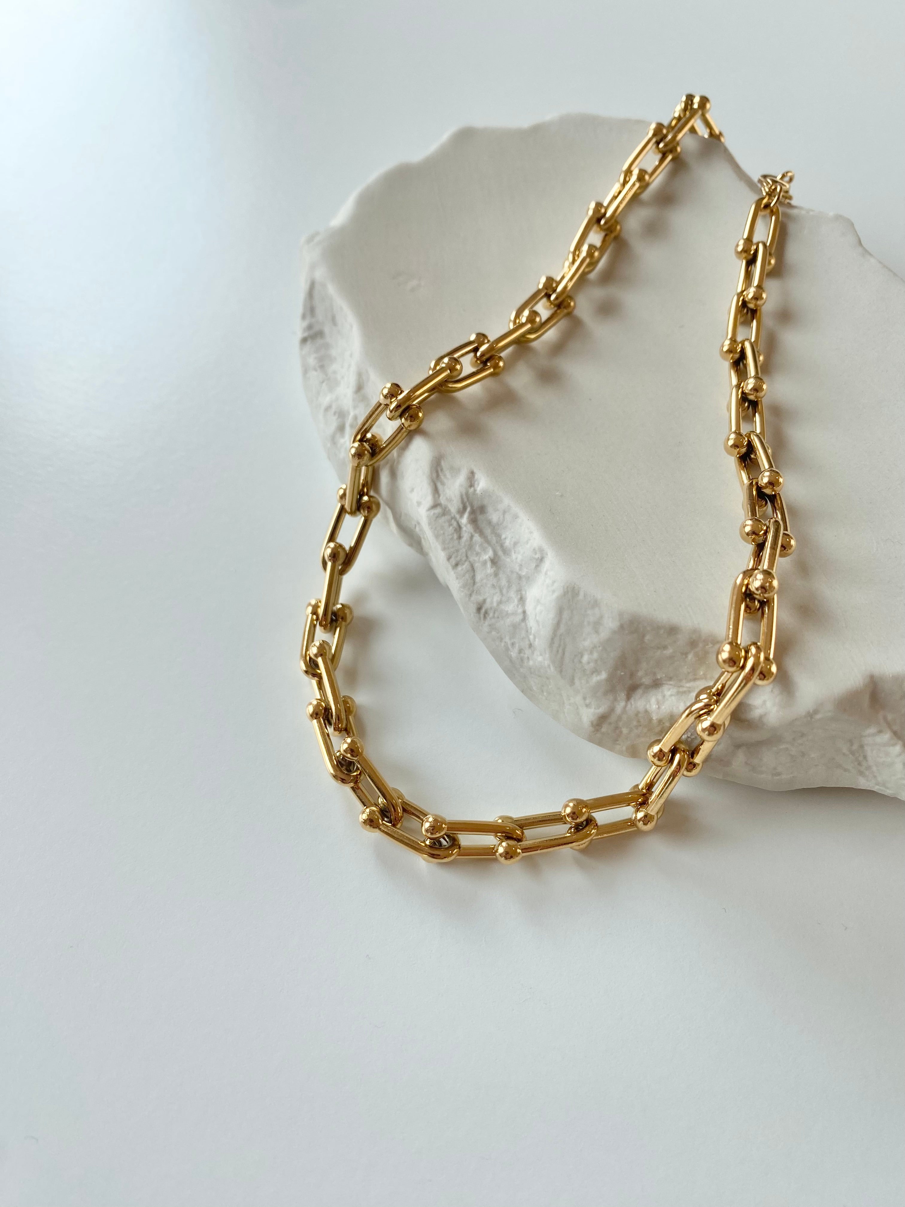 Liv Necklace | Goldfarbene Gliederkette