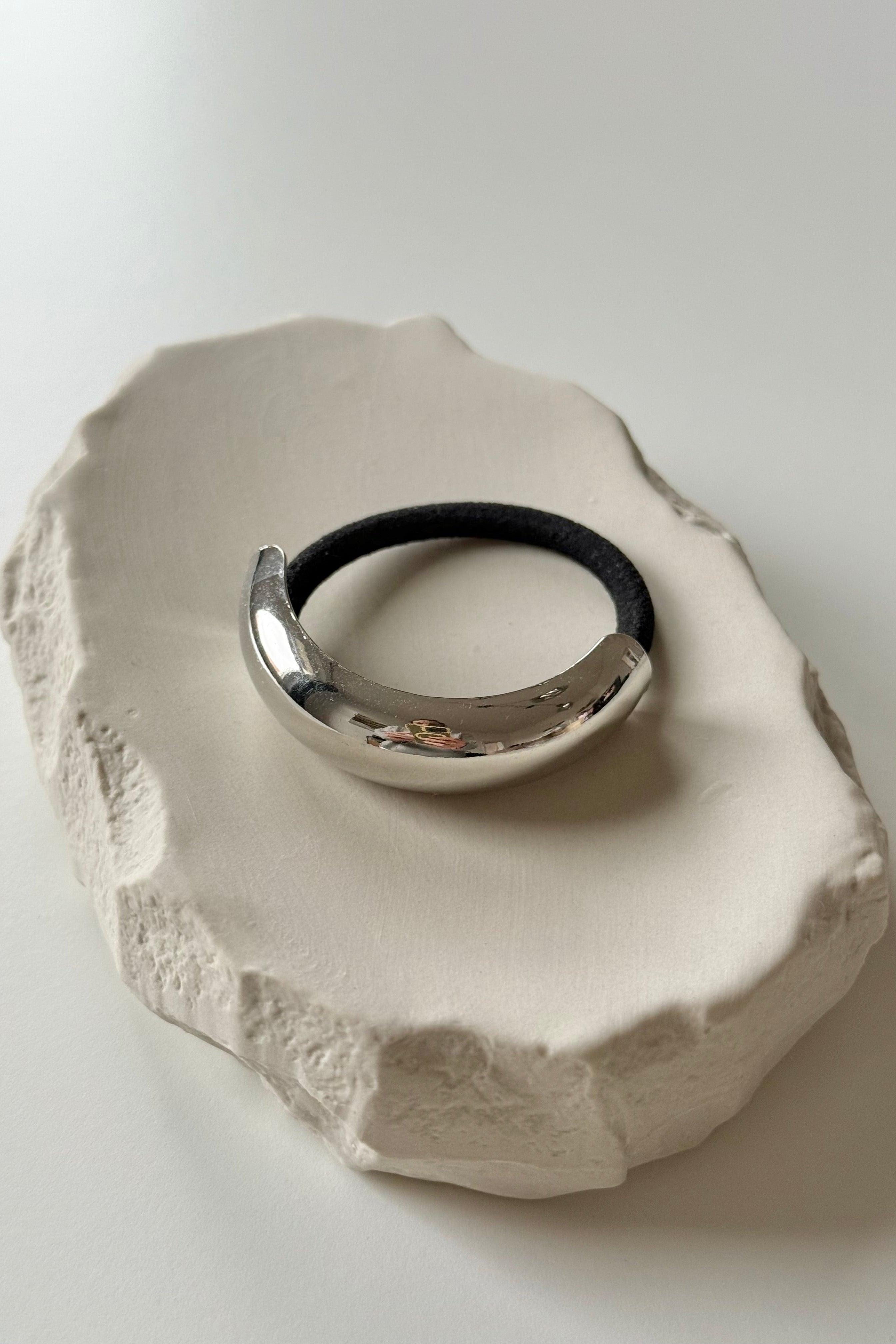 Haargummi mit Metall Silber