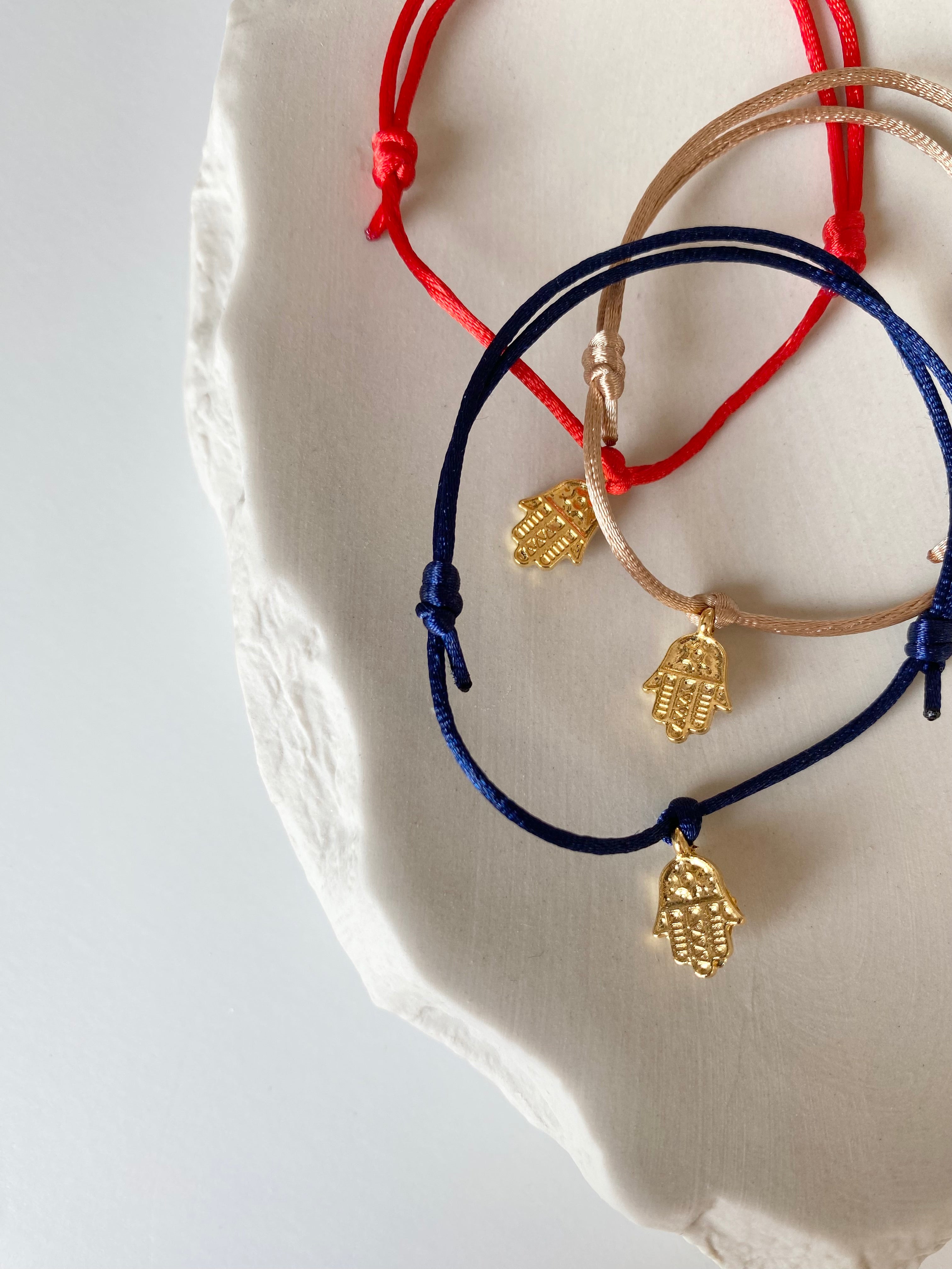 Sample Sale Satin Armband mit Anhänger Hamsa