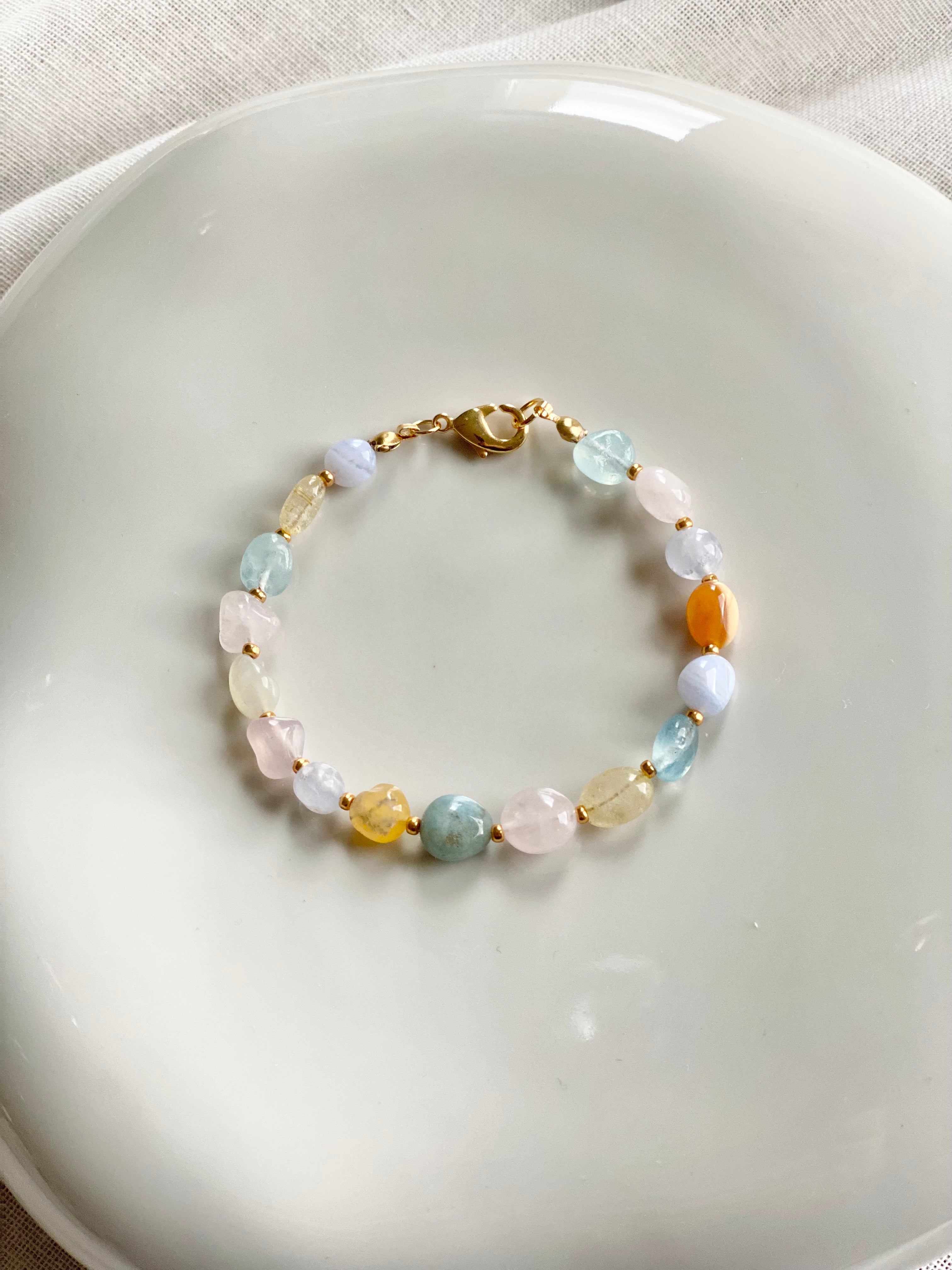 Tova Bracelet | Pastellfarbenes Edelstein-Armband