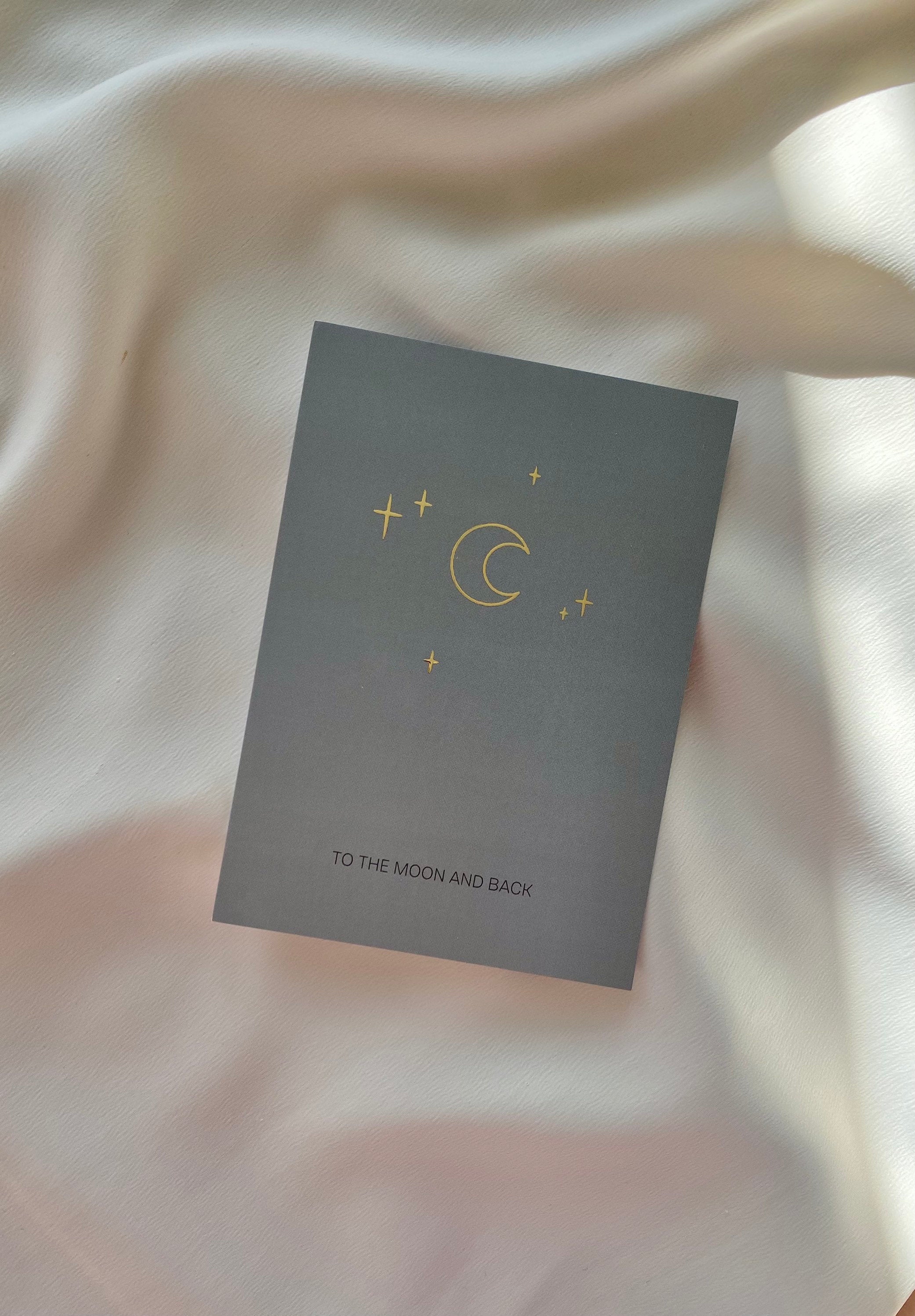 Postkarte "To the moon and back"